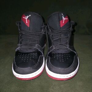 Jordan Fadeaway Sneakers AO1329-023 Black/Red/White Men's Leather Mid Top
